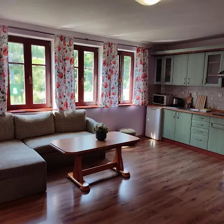 Apartmany Chribska Apartamento *