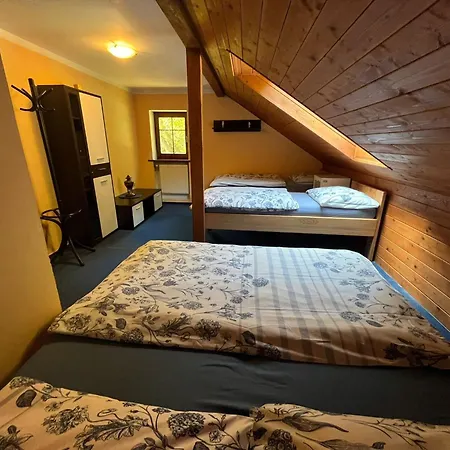 Apartmany Chribska アパート Chřibská