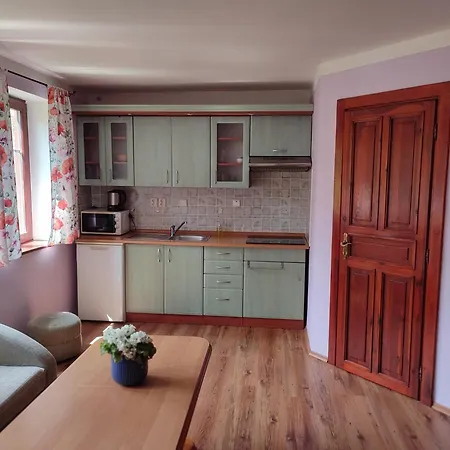 Apartmany Chribska Διαμέρισμα *