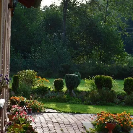 克里斯卡阿帕特曼尼酒店 Chřibská