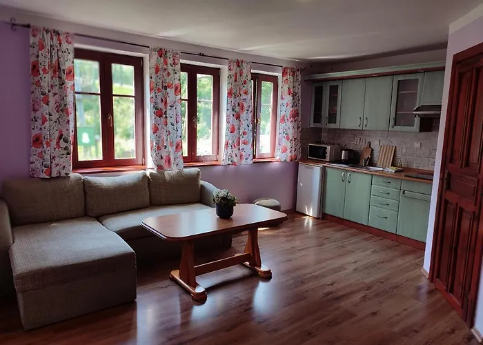Apartmany Chribska شقة *