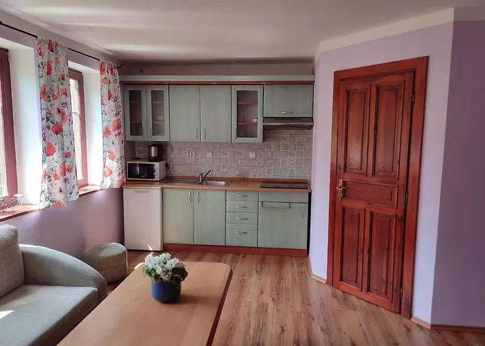 Apartmany Chribska شقة *