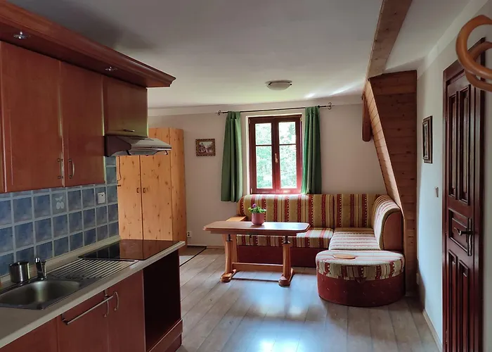 شقة Apartmany Chribska